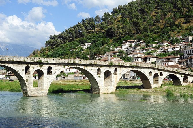 Berat - Day Tour by ADRIATIK TOURS LLC - Guides and day flow: small-group attention makes a difference