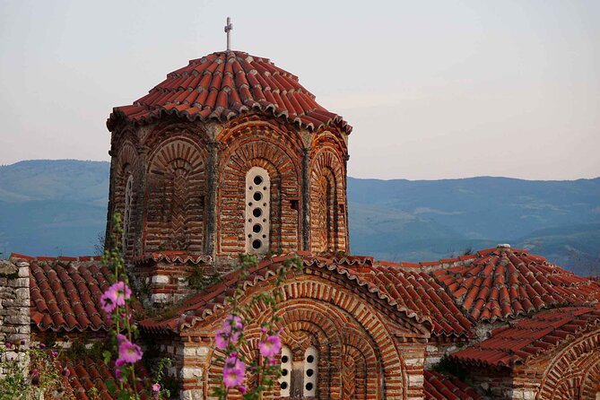Berat - Unesco Heritage & Wine Tasting, Private Tour - Cobo Winery tasting: how to end the day without feeling rushed