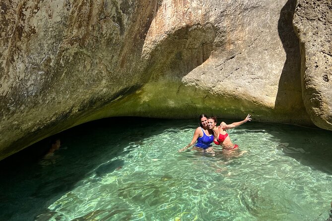 Blue Cave & Grama Bay Full Day Guided Boat Tour - Stops 5 and 6: Dukat canyon seas, Seal Cave, and Plazhi i Llovizit