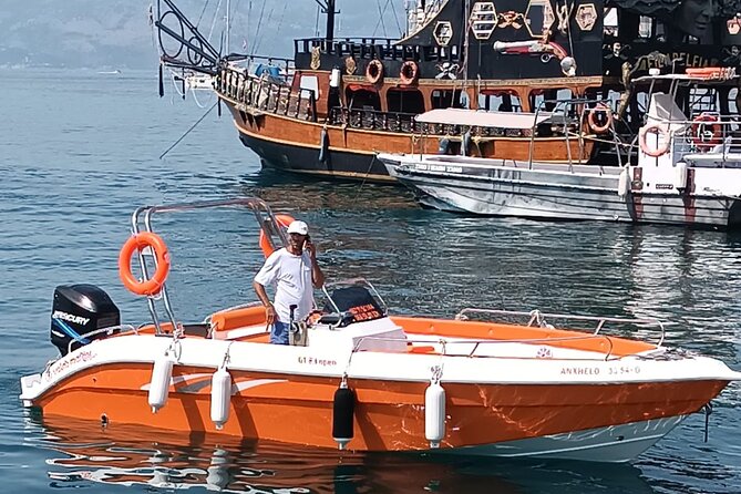Boat Trip Around the Hidden Gems of Saranda - The short Sarandë segment before Kakome
