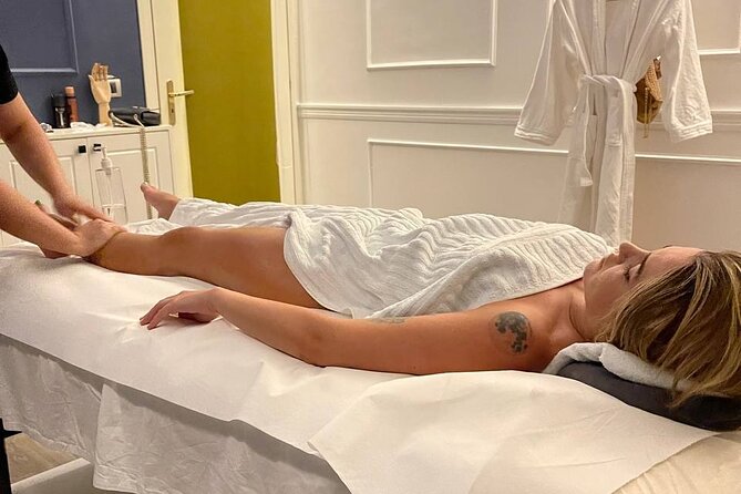 Body Massage - The shower and detox drink routine that makes the massage easier on your body