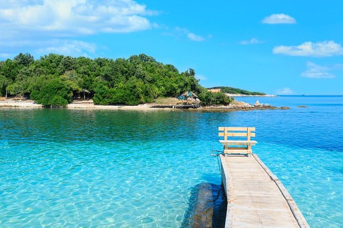 Butrint, Ksamil, Blue Eye, Lekuresi Castle. All-in-one daytrip. - What you get versus what you pay extra