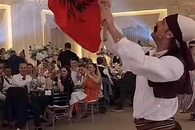 Discover the Heart of Tirana:Citytour And dance AlbaniaExperience - An Evening Mix of Tirana Landmarks, Dinner, and Dance