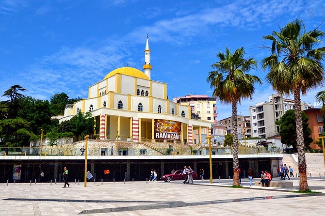 Durrës: Walking tour with Roman Amphitheater - What you’ll see on-site, plus the reality check