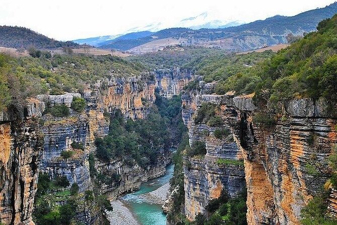 Exploring Albania: A 6-Day Tour of Nature, Culture, and Adventure - Day 2 Berat UNESCO: Neighborhoods and the Hilltop Castle