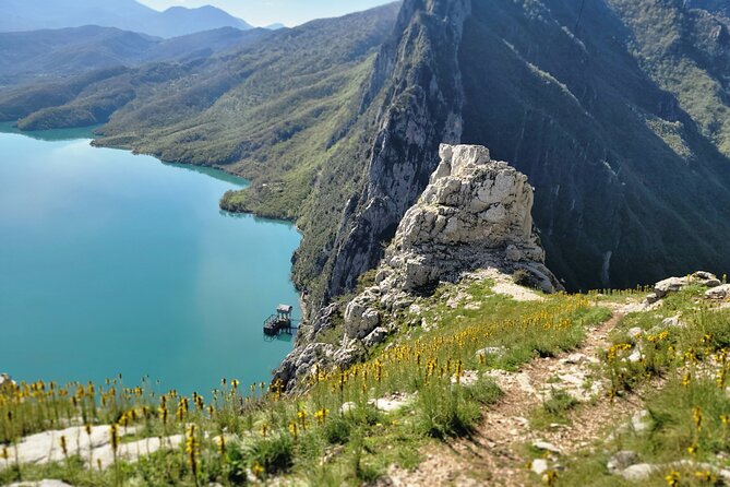 Hey Albania: Bovilla Afternoon Tour – Nature & Lake - Lake Bovilla restaurant break: views plus a natural reset