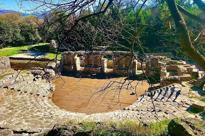 Highlights of Albania - Ali Pasha Castle, Borsh beaches, and Saranda’s high-energy viewpoints