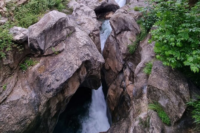 Hiking to Gamti, Bovilla Lake and Kruja Day Trip from Tirana - Lunch time in Bovilla: budget for the local food break