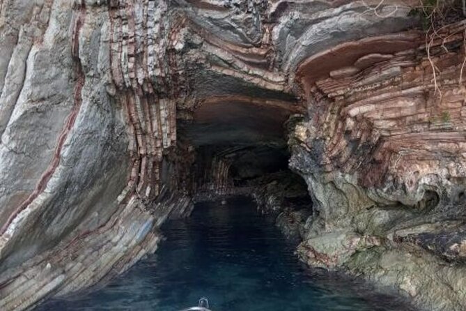Into the Blue :Adventure Along the Beaches of Saranda Boat Trip - Gremina, Kakome, and Lovers Bay: short hops, clear water focus
