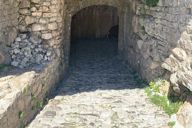 Private 4 Day Tour of Albania from North to the South - Hotels and the guide touchpoints you can feel