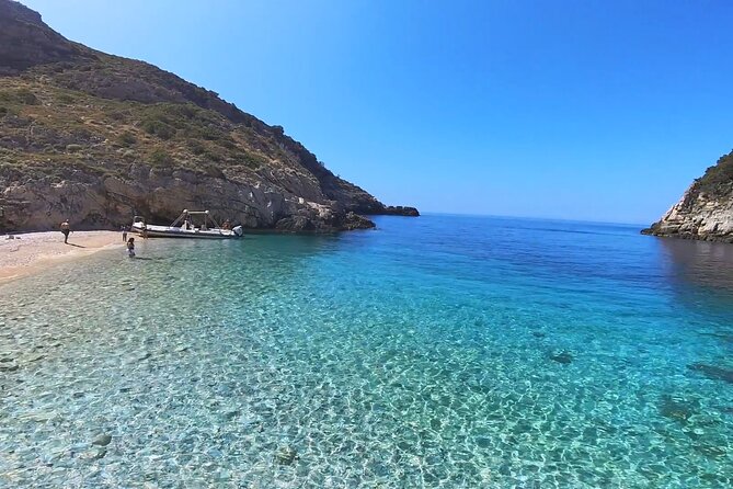 Private 6 H Boat Dafina Bay & Bear's Bay - Stop 4: Grama Bay and Bear Bay, the best kind of wild-water swim time
