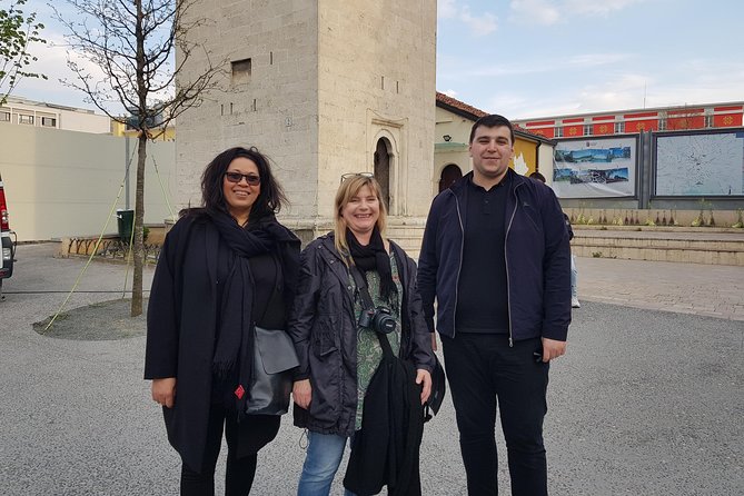 Tirana Hidden Treasures Sightseeing Tour - Rinia Park and the Independence Monument: open air and symbolism