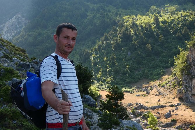 TOMOR MOUNTAIN HIKING from Berat by 1001 Albanian Adventures - Getting from Berat to the trailhead with private transportation